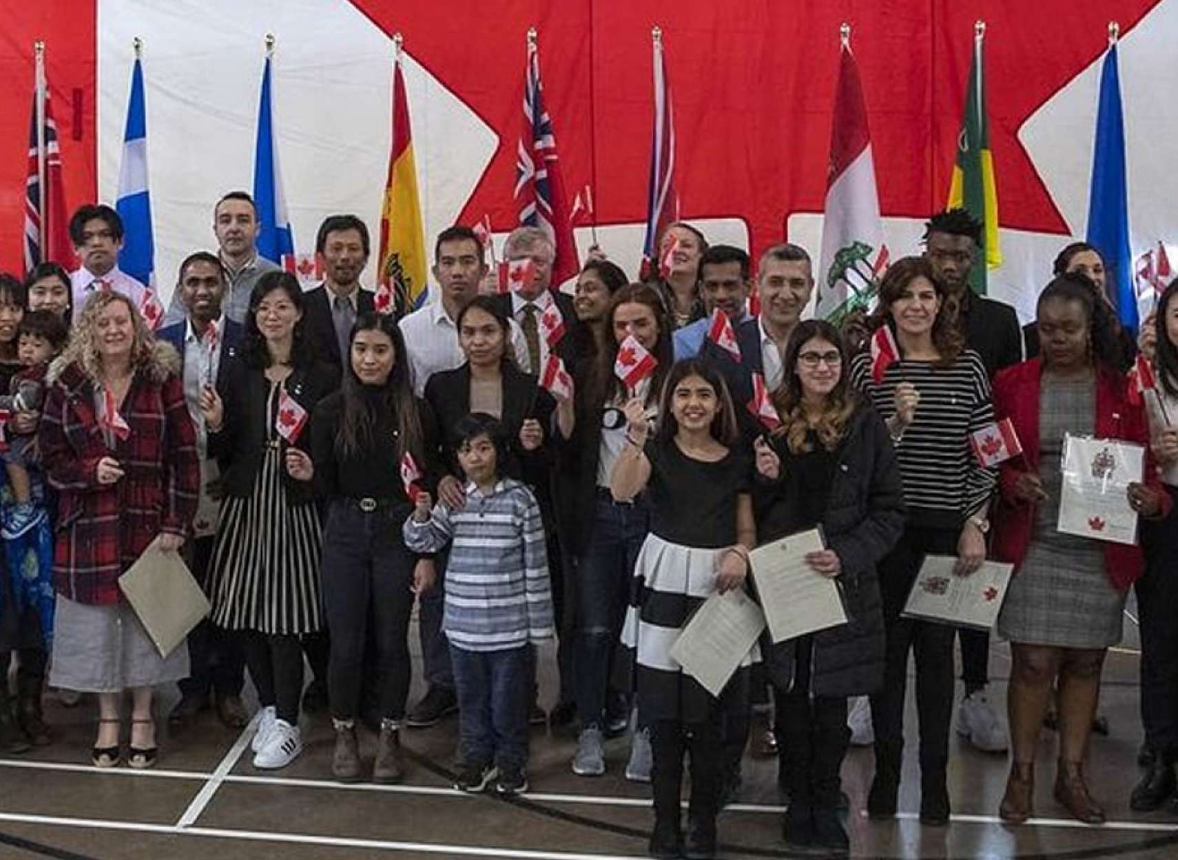 خبر-کانادا-در-سال-۲۰۲۱-امسال-رکورد-پذیرش-بیشترین-مهاجر-را-شکست