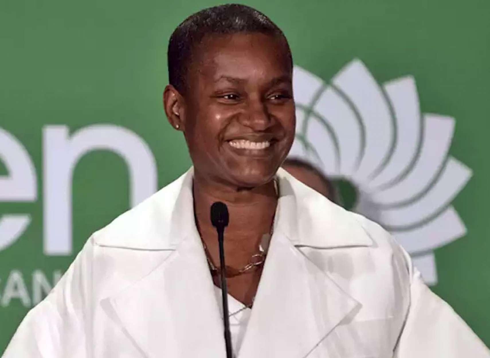 سبزهای کانادا در حال فروپاشی، اختلاف در محافظه‌کاران و ترودو در تدارک انتخابات زودهنگام