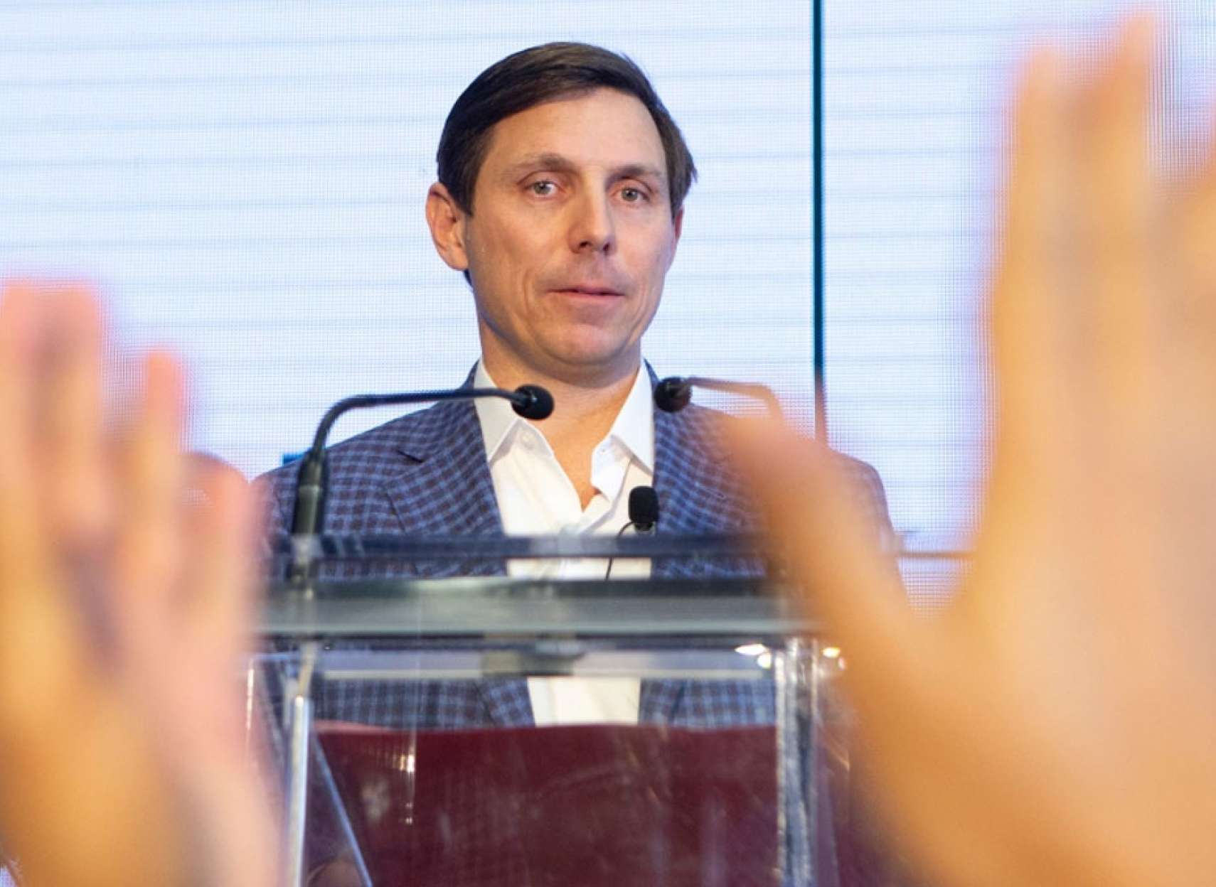 خبر-کانادا-محافظه-کاران-پاتریک-براون-نامزدی-رهبری-حزب-رد-صلاحیت-بیداد-فساد-سیاسی