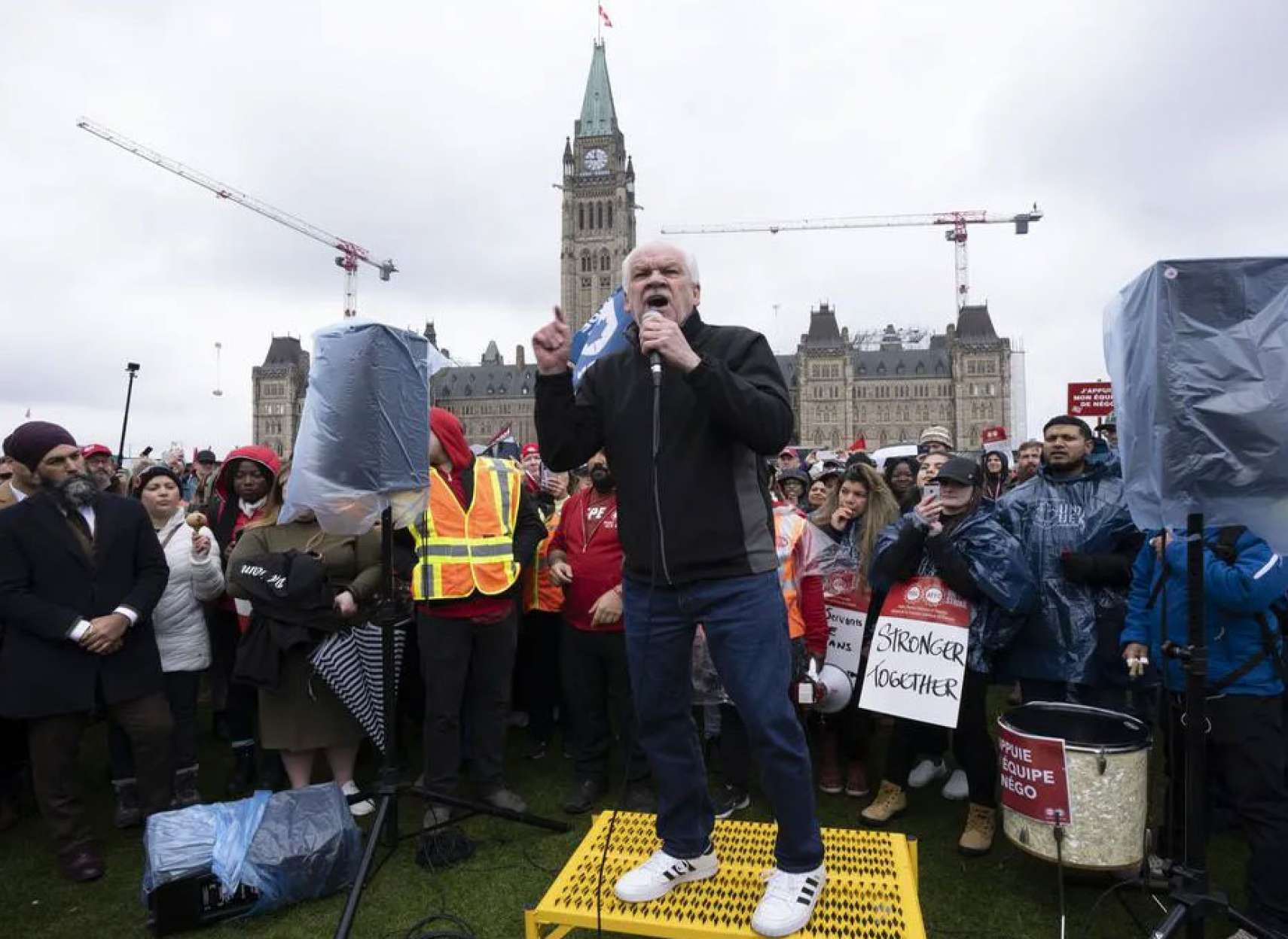 خبر-کانادا-هر-آنچه-باید-توافق-دولت-یکی-دو-اتحادیه-کارگری-اعتصاب-بدانید