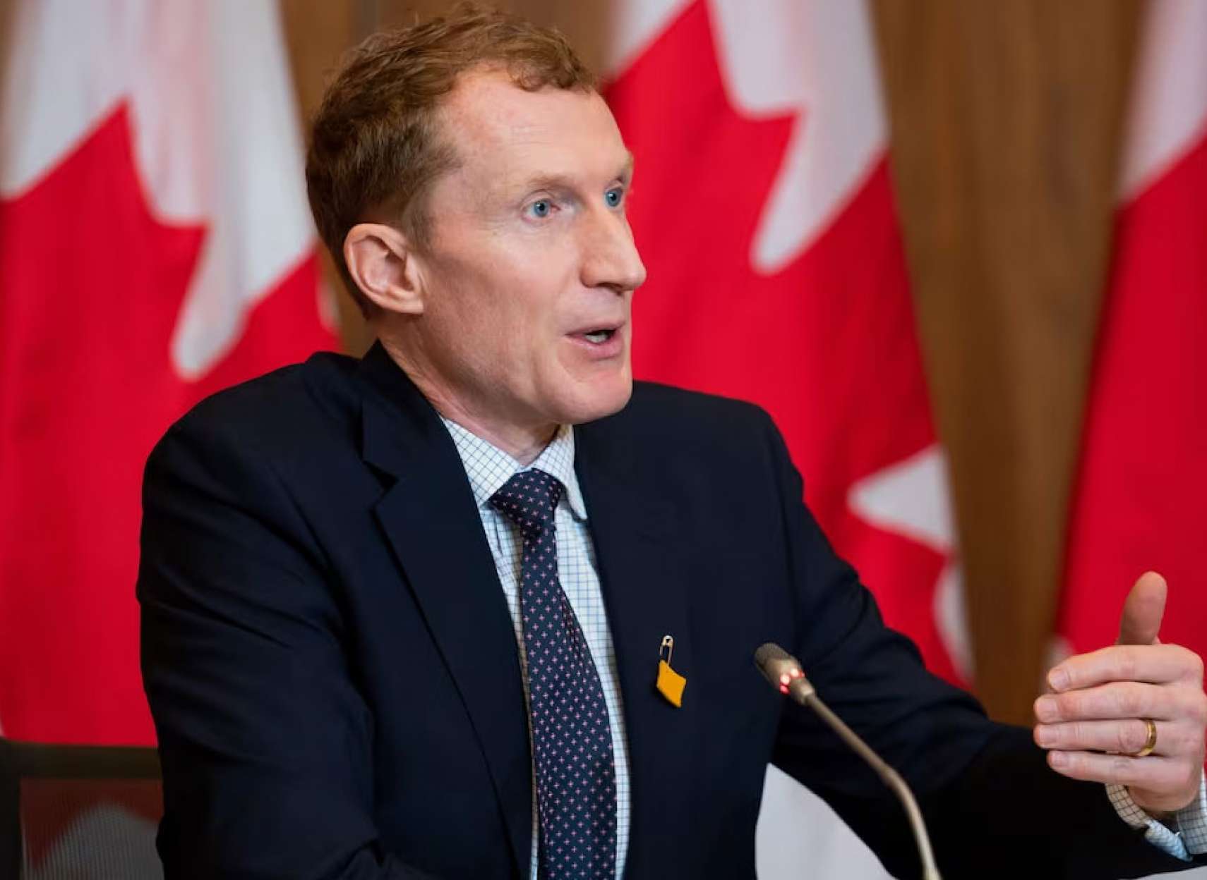 فریاد-کمک-کانادایی-گرفتار-غزه-کانادا-اعضا-خانواده-گیر-افتاده-اقامت-موقت-مجوز-تحصیلی-کار