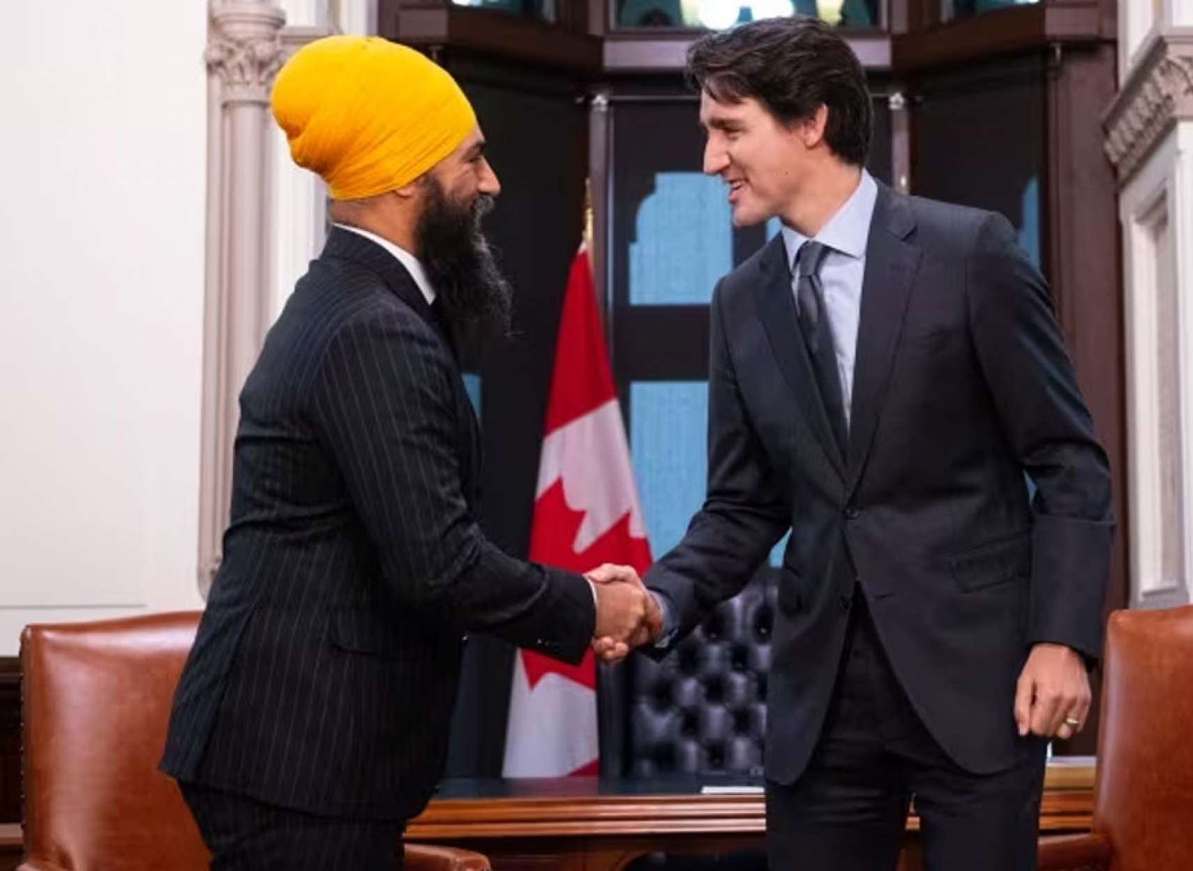 قانون-جدید-کانادا-استثناء-مهم-کارمند-اعتصاب-کرده-نمی-توان-با-کارمند-دیگری-جایگزین-کرد