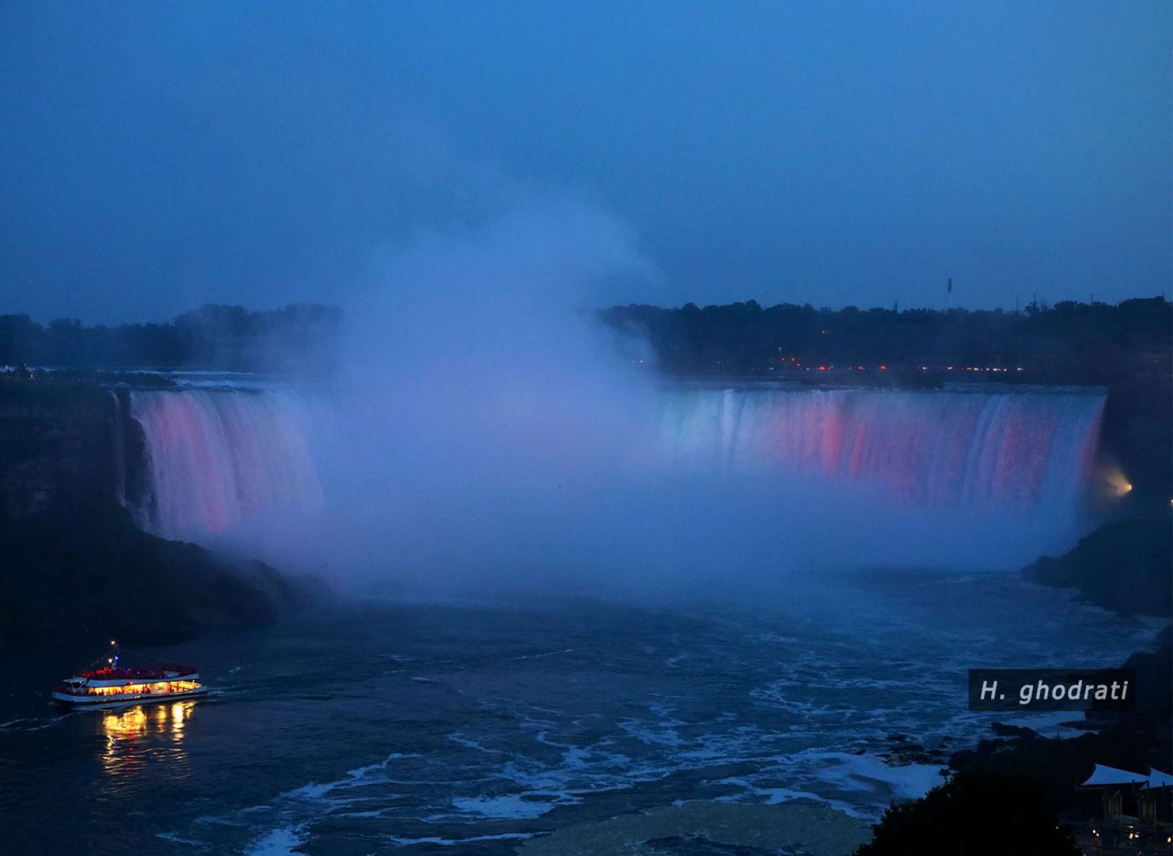 خنکای غروب آبشار نیاگارا