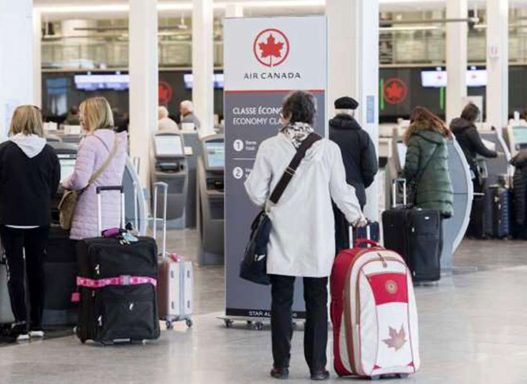 news-canada-khoroj-mosaferan