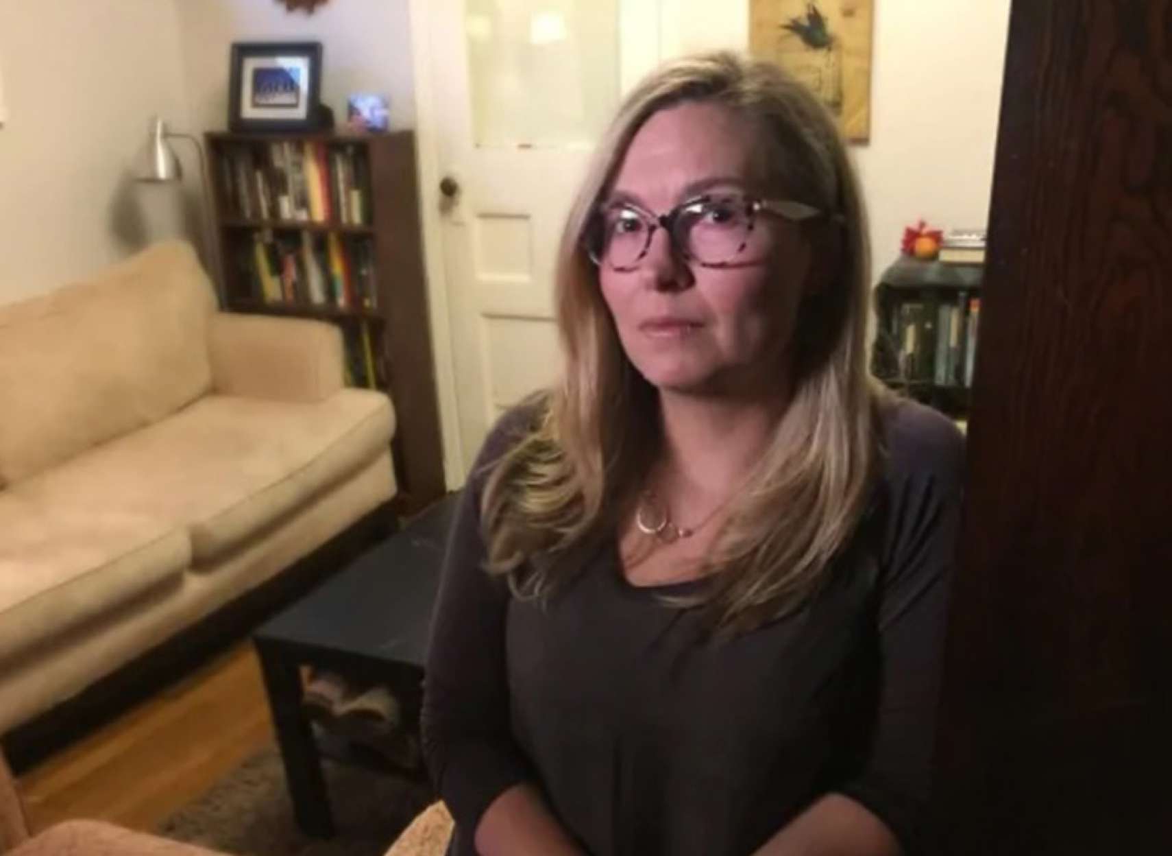 news-ekhraj-moalem-dost-pesar