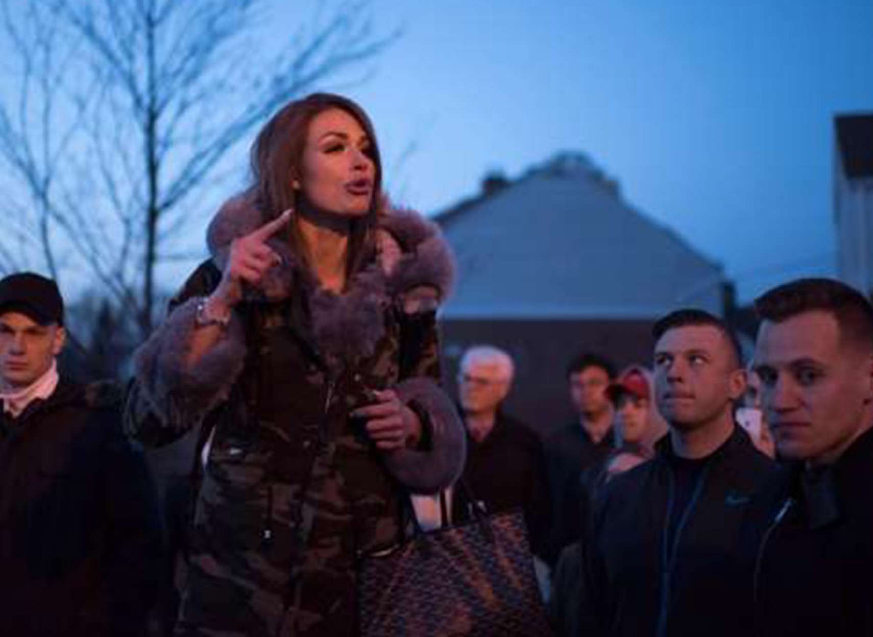 news-fasebook-goldie