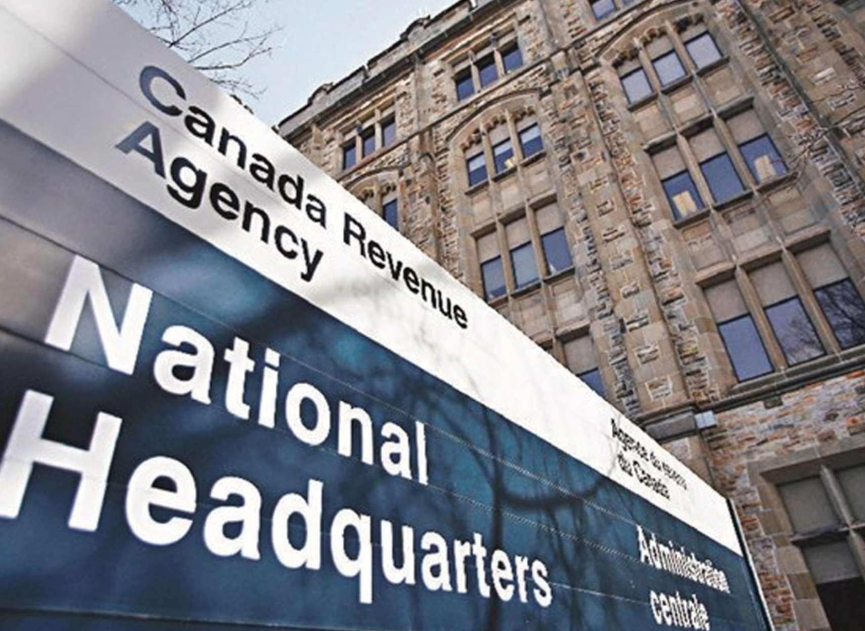 news-poldaran-farar-maliat