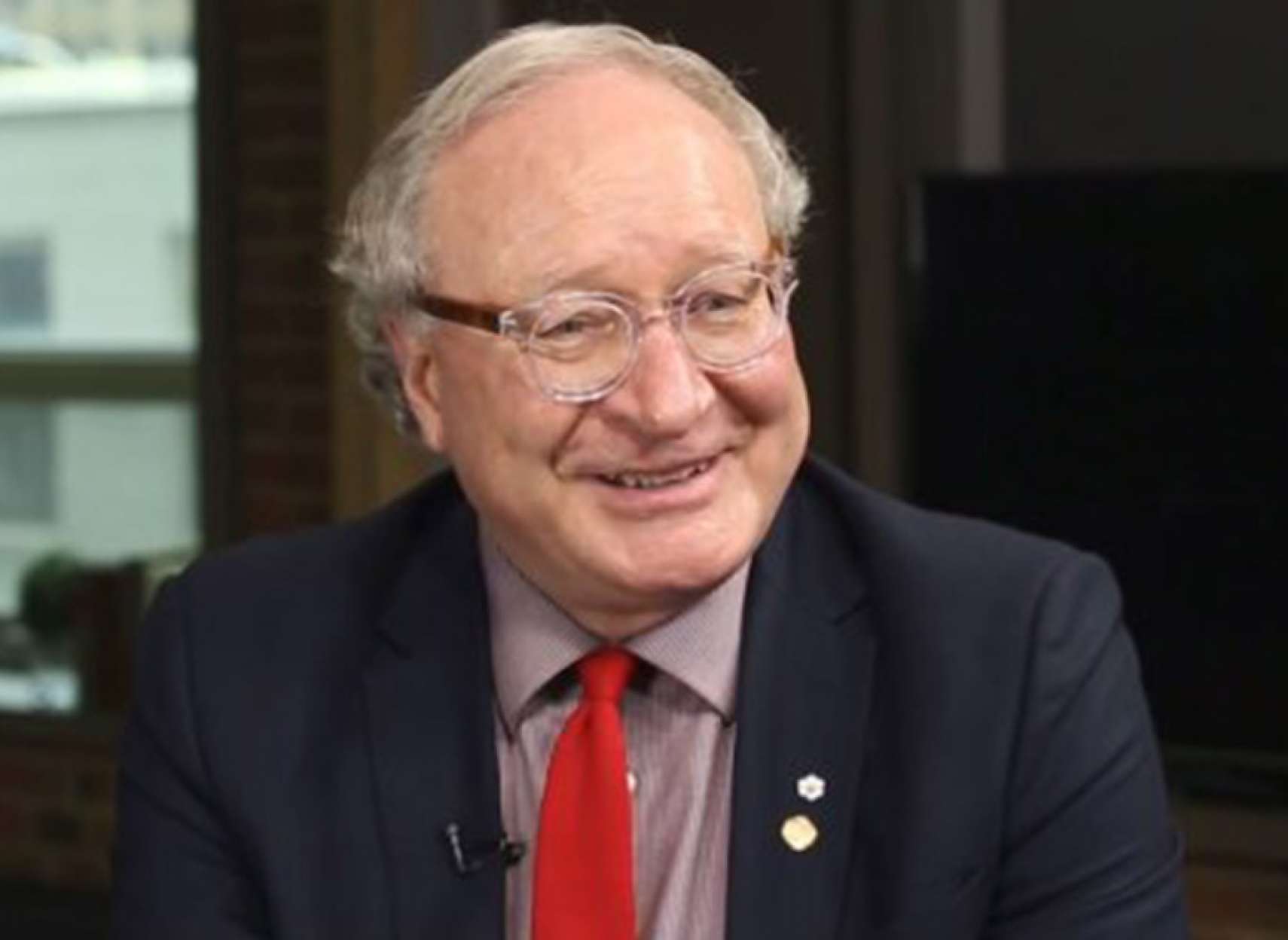 news-price-edward-go